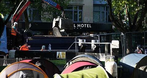 Bill for removing asylum seeker encampments on Grand Canal reached €800,000