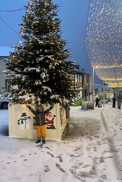 Levi Rellis Devereux embraced Christmas in Tramore. Pic: Susan Rellis