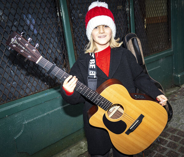  Toby McDonald supporting Busk Aid for Tinteán House as part of Winterval.