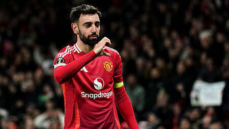 Bruno Fernandes scores winner as Manchester United beat Rangers