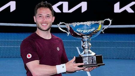 Alfie Hewett beats Tokito Oda in final and likens rivalry to Federer and Nadal’s