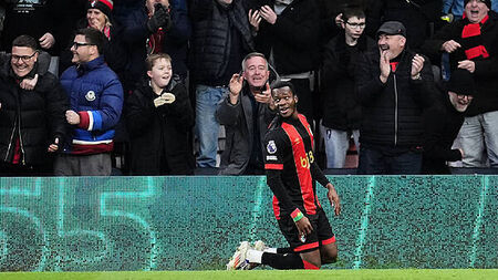 In-form Forest overwhelmed by five-star Cherries