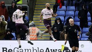 Bryan Mbeumo gets it right second time around as Brentford sting Crystal Palace