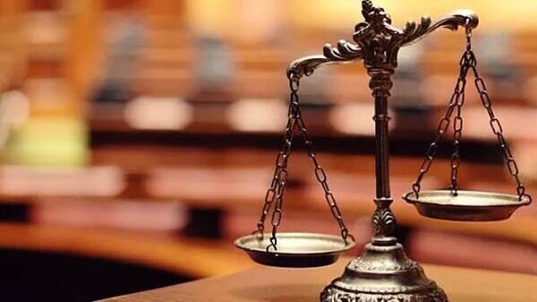 Former Fianna Fáil councillor charged with harassment of female waiting on DPP directions