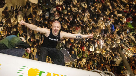 Hundreds attend pop up Moncrieff performance in Waterford