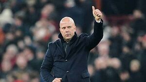 Liverpool starting to make better use of their number nine – Arne Slot