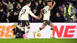 Charly Alcaraz snatches late winner for Everton against Crystal Palace