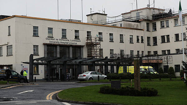 Hospital overcrowding: Over 130 people waiting for a bed at UHL
