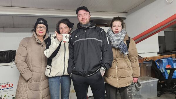 Members of the public and Annmarie, Dylan and Sarah