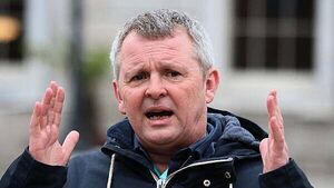 Government being 'authoritarian' and trying to 'suppress opposition' over speaking time row