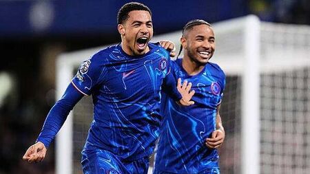 Chelsea back to winning ways as Southampton’s sorry season continues