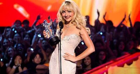 Sabrina Carpenter at the 3 Arena: All you need to know