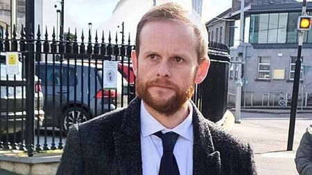 Doctor pleads guilty to stealing and forging prescriptions