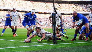 England keep Six Nations hopes alive with bonus-point win over Italy