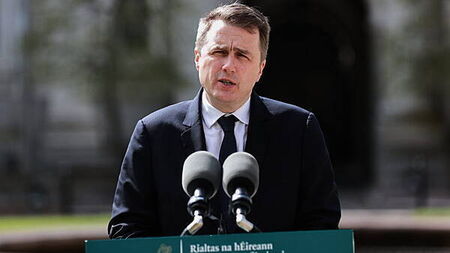 Housing Minister 'not giving consideration' to excessive water use charges