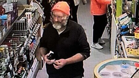 Gardaí carry out checkpoints in Kenmare in search for missing Kerry farmer