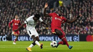 Liverpool hold initial talks over signing of Bayer Leverkusen’s Jeremie Frimpong