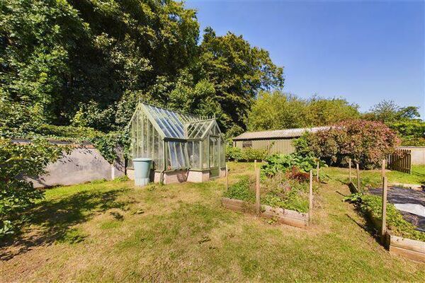 Woodfield Lodge, Circular Road, Dunmore East