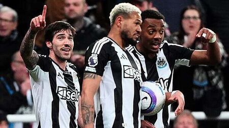 Sandro Tonali’s stunning strike keeps Newcastle in Champions League hunt