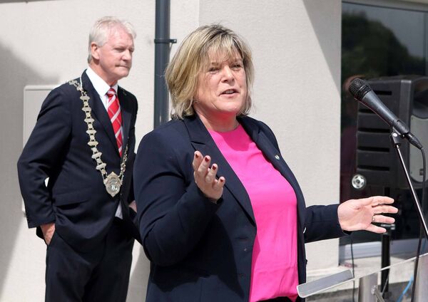 Minister Mary Butler has announced that Cabinet approval has been given for University Hospital Waterford to be upgraded to provide 24/7 cardiac care services. Minister Mary Butler has announced that Cabinet approval has been given for University Hospital Waterford to be upgraded to provide 24/7 cardiac care services.