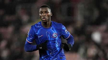 Chelsea star Caicedo’s car seized for ‘driving without valid licence’ – reports