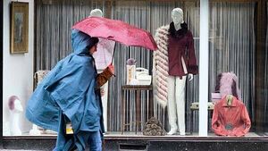Yellow rain warning issued for five counties Yellow rain warning issued for five counties