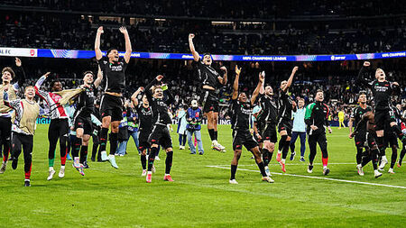 Thursday’s briefing: Arsenal outclass Real Madrid as Amorim makes Onana decision