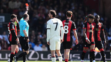 Bournemouth striker Evanilson has Manchester United red card overturned