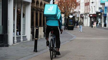 Deliveroo agrees €3.4bn takeover by US rival DoorDash