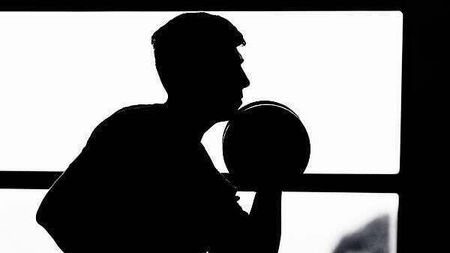 Man who fell and hit his head in gym settles case for €925,000