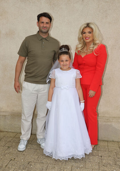  Millie Phelan, Gaelscoil Phort Láirge, who received her First Holy Communion at St. Mary's Church, Ballygunner.