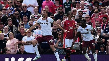 Manchester United suffer 17th Premier League defeat of season against West Ham