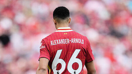 Jamie Carragher criticises Liverpool fans for booing Trent Alexander-Arnold