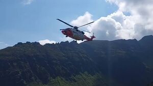 WATCH: Rescue 117 and SEMRA assist fallen walker on Coumshingaun in Waterford WATCH: Rescue 117 and SEMRA assist fallen walker on Coumshingaun in Waterford