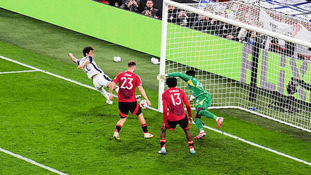 Tottenham beat Manchester United to win Europa League final in Bilbao