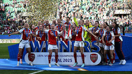 Sunday’s briefing: Arsenal conquer Europe and Premier League set for finale