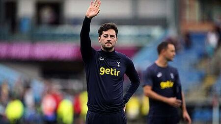 Ryan Mason set for first permanent managerial role after agreeing West Brom move