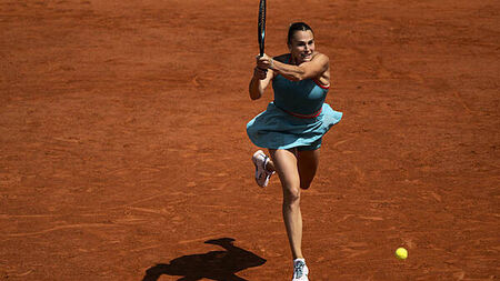 Aryna Sabalenka battles into semi-finals in bid for first French Open crown