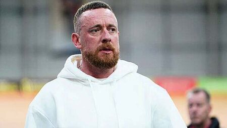 Bradley Wiggins thanks Lance Armstrong for help in battling drug addiction