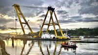 Last chance to get a glimpse of the Hebo crane before departure 