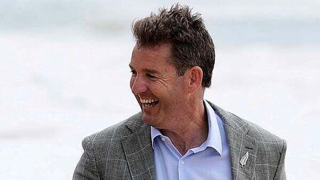 New Zealand Rugby chief executive Mark Robinson resigns