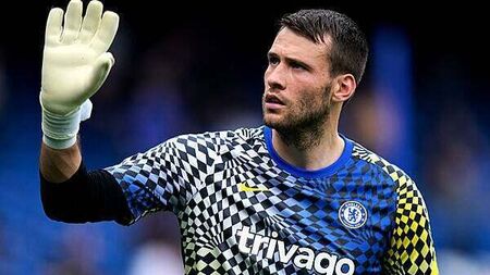 Manchester City sign Chelsea goalkeeper Marcus Bettinelli