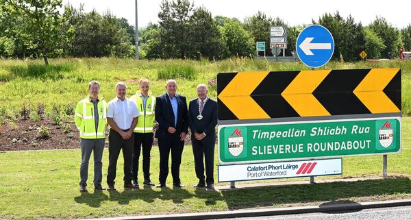 Slieverue Roundabout, pictured from left: Frank Stafford, KCC, Piltown Municipal District Chairperson, Cllr. Ger Frisby, Tommy Moore, KCC, David Sinnott, Port of Waterford and Cathaoirleach of Kilkenny County Council, Cllr. Michael McCarthy. Photo: Vicky Comerford