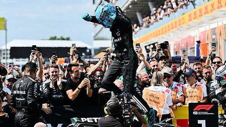 Lando Norris and Oscar Piastri collide as George Russell triumphs at Canadian GP