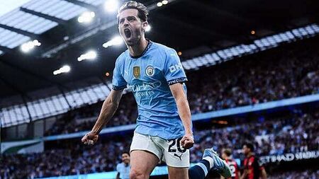 Bernardo Silva set to captain Manchester City after deciding to stay at Etihad