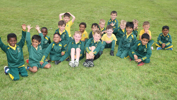  Junior Infants Tug-O-War at the Scoil Lorcain end of term fun day.