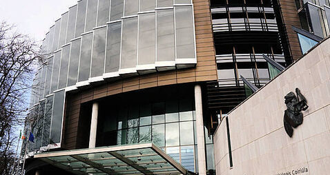 Gardaí tells murder accused him stabbing man to death in self defence does not make sense