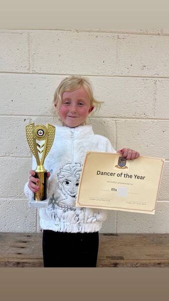 Sliabh gCua Set Dancing Club student Ella who was awarded ‘Dancer Of The Year’.