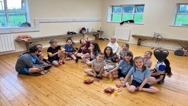 Sliabh gCua Set Dancing pupils enjoying their end of term party.