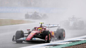 Lewis Hamilton plans talks with Ferrari over car that was ‘so hard to drive’ Lewis Hamilton plans talks with Ferrari over car that was ‘so hard to drive’